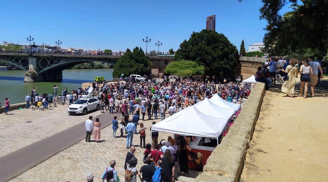 Panorámica del mitin de Sevilla en el momento de comenzar la intervención de Pablo Iglesias. LUIS DE LUIS