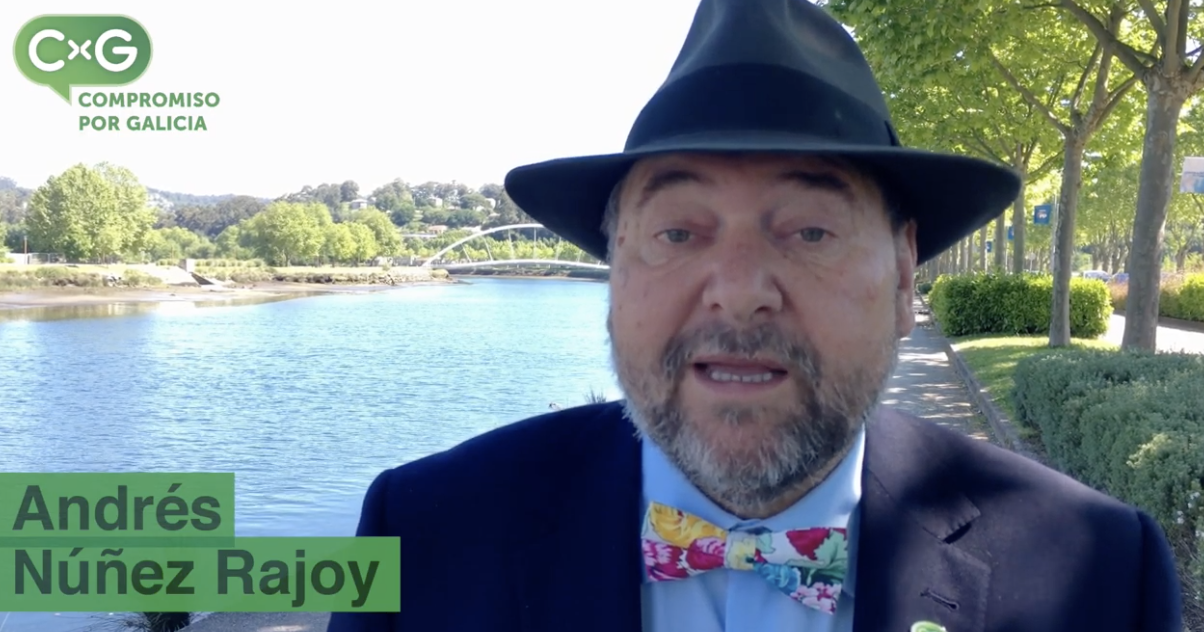 El sombrero de un candidato gallego entra de lleno en la campaña