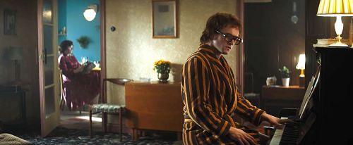 taron egerton rocketman 1550566175 opt taron egerton rocketman 1550566175 opt