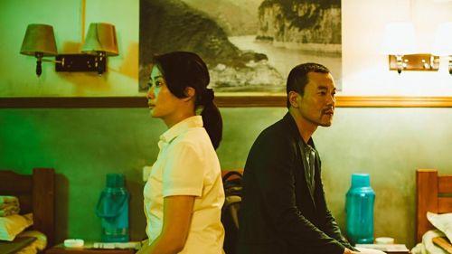 Ash Is Purest White 2 1600x900 c default opt Ash Is Purest White 2 1600x900 c default opt