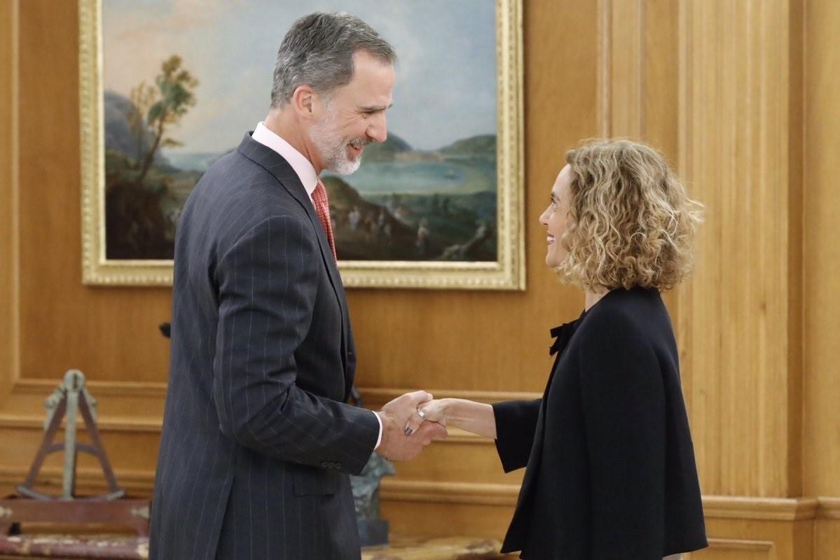 El Rey Felipe VI recibirá este miércoles en audiencia a la presidenta del Congreso Meritxell Batet. EP