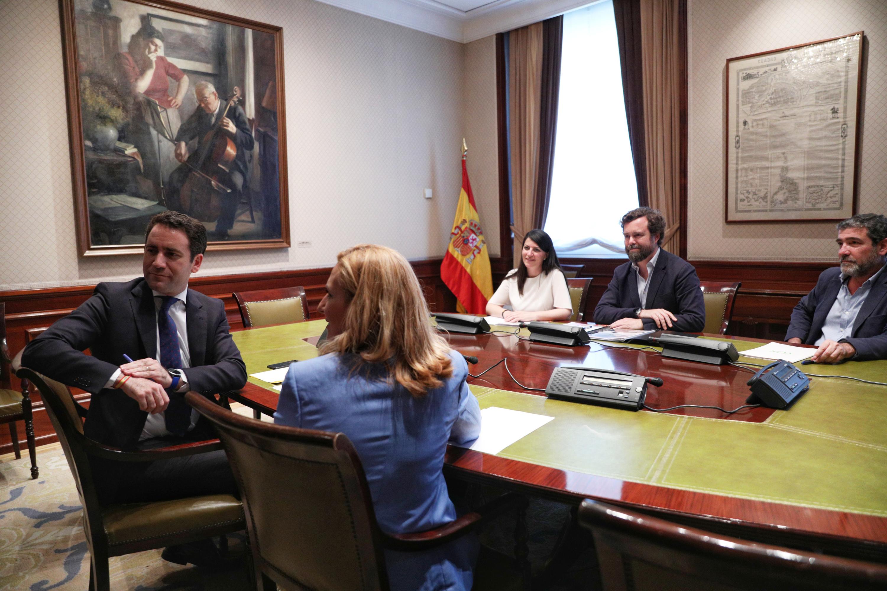 Teodoro García Egea, Ana Beltrán, Macarena Olona, Iván Espinosa de los Monteros y Enrique Cabanas. Europa Press.