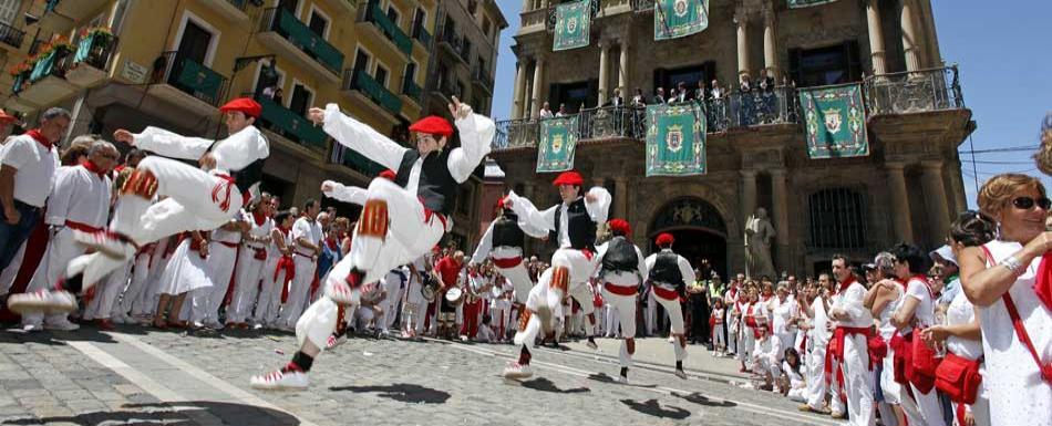Fiestas de San Fermín. Fuente Turismo Fiestas de San Fermín. Fuente Turismo