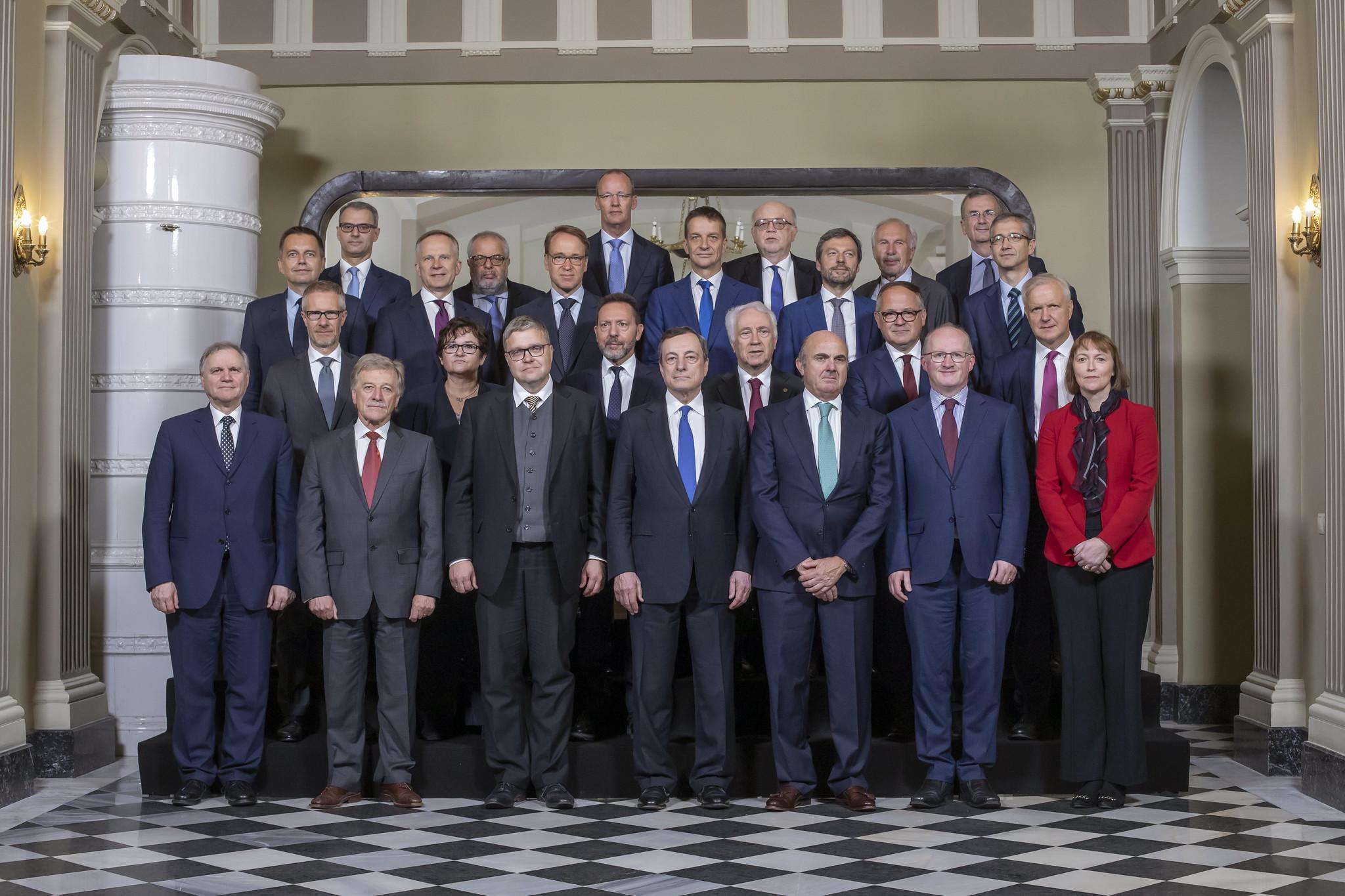 Foto de grupo previa a la reunión del Banco Central Europeo -  Martynas Ambrazas