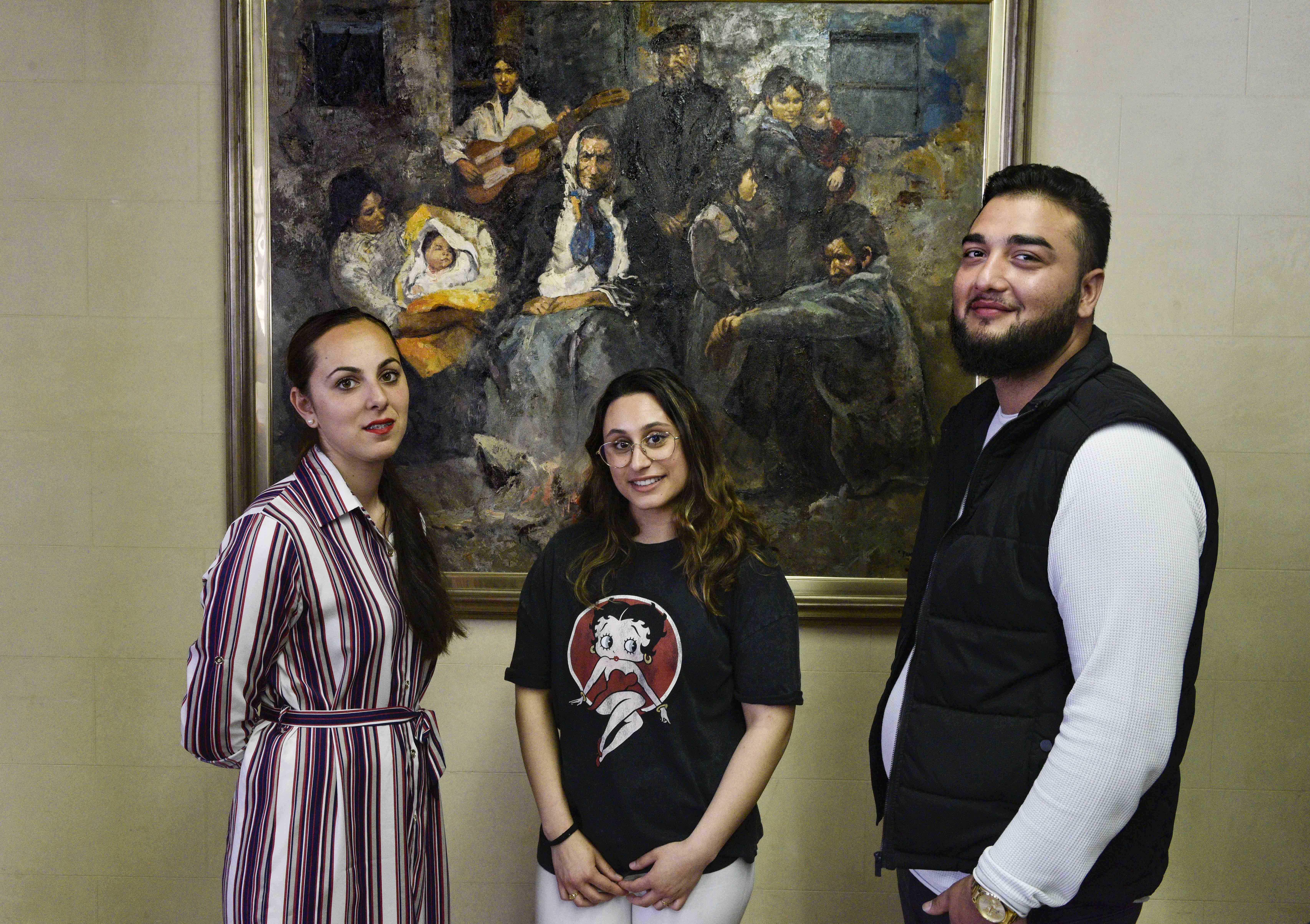 Nazareth Heredia, Laia Cortes y Sebastian Cortes, tres de los beneficiarios del programa