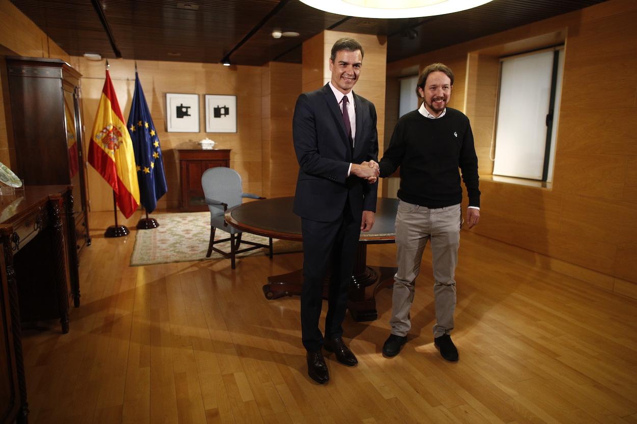 Pedro Sánchez y Pablo Iglesias se reúnen en el Congreso