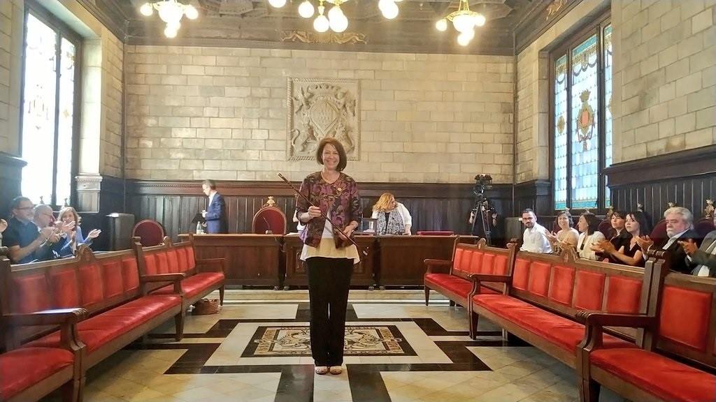 Marta Madrenas (JxCat) al ser elegida alcaldesa de Girona. EP
