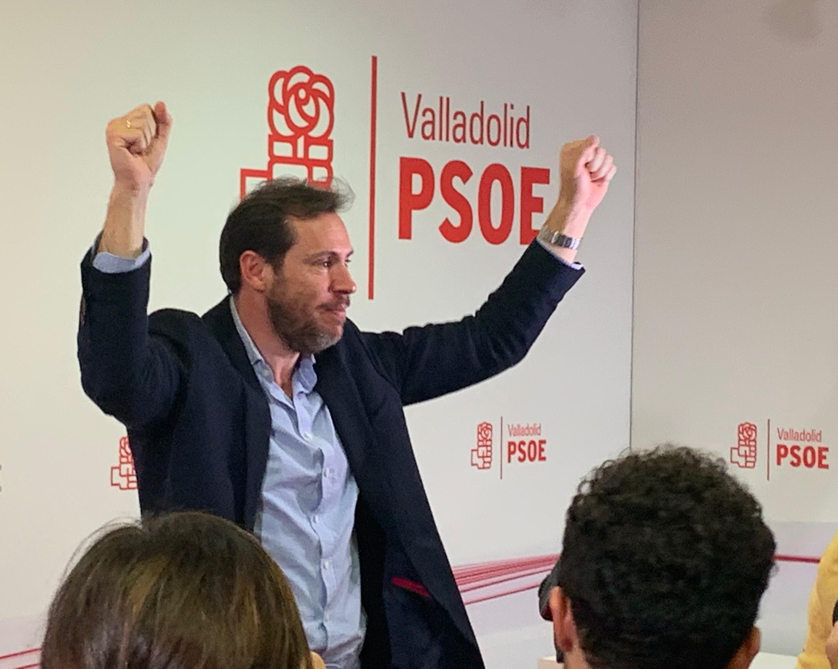 El alcalde de Valladolid Óscar Puente en la celebración de los resultados de las elecciones municipales. EP
