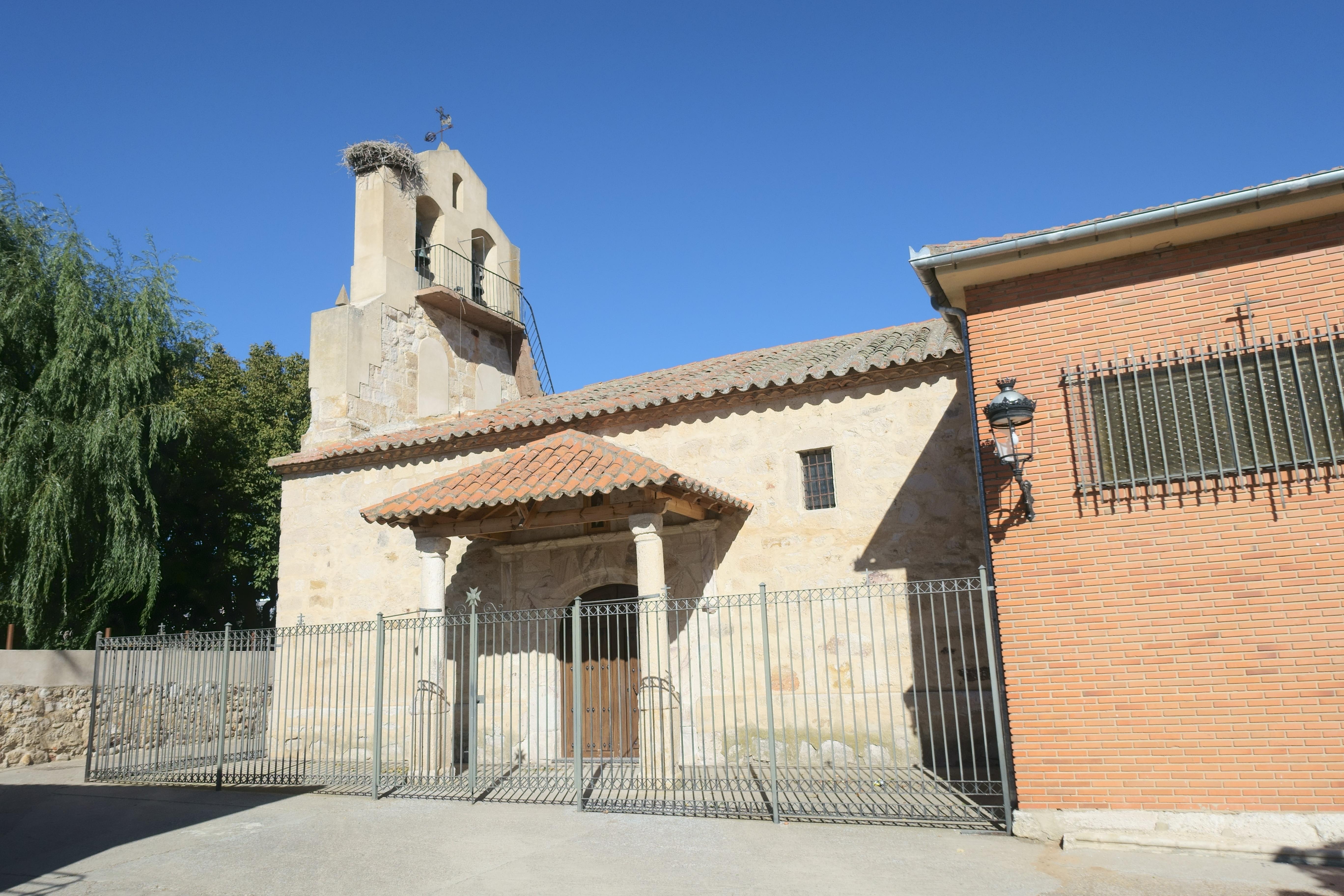 Iglesia de la Asunción de Nuestra Señora, Roales del Pan (Zamora)