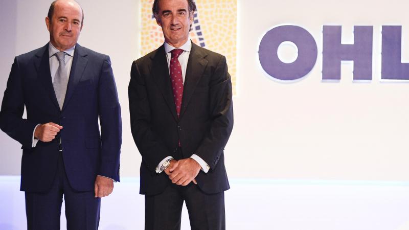 El presidente de OHL, Juan Villar Mir, y el consejero delegado, Juan Antonio Fernández Gallar - OHL