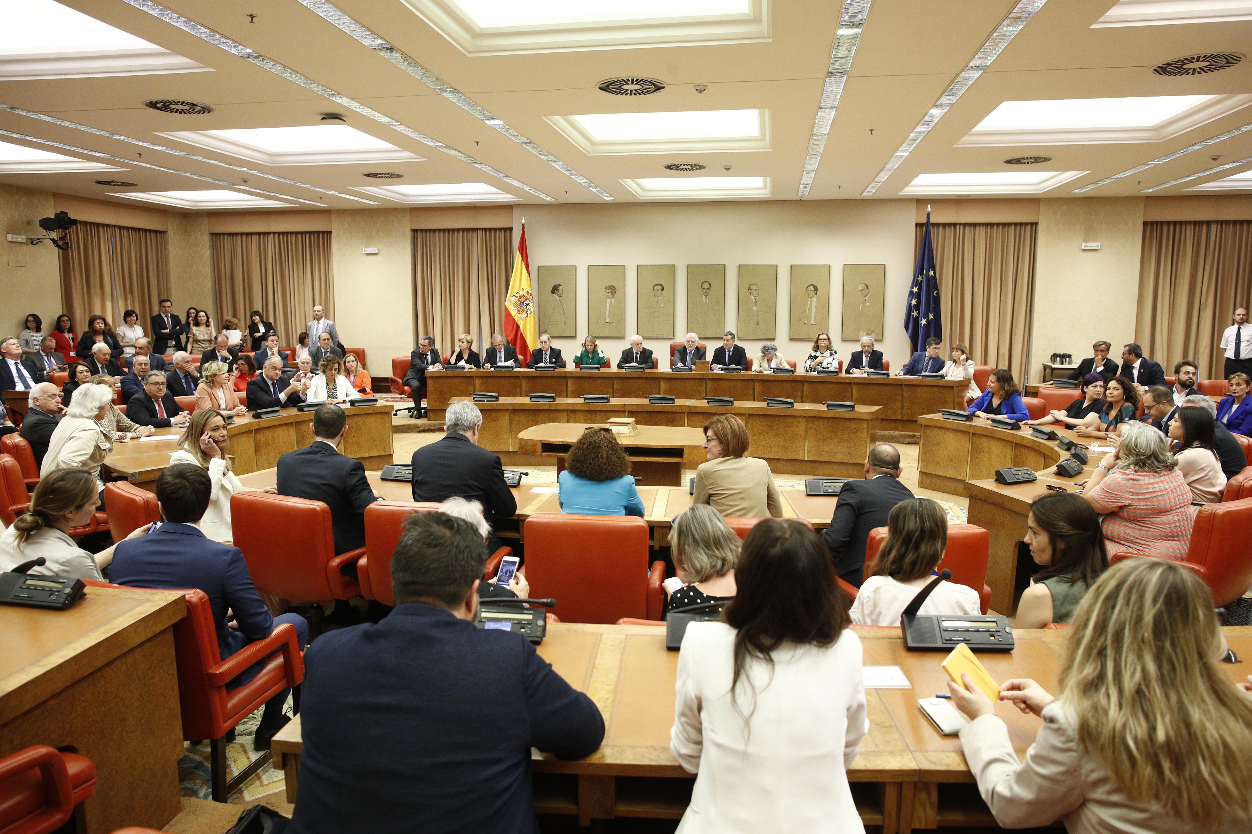 EuropaPress 2212480 Vista general de la Sala Constitucional del Congreso de los Diputados con los 54 eurodiputados elegidos en las elecciones del pasado 26 de mayo para proceder al acto de promesa o juramento de la