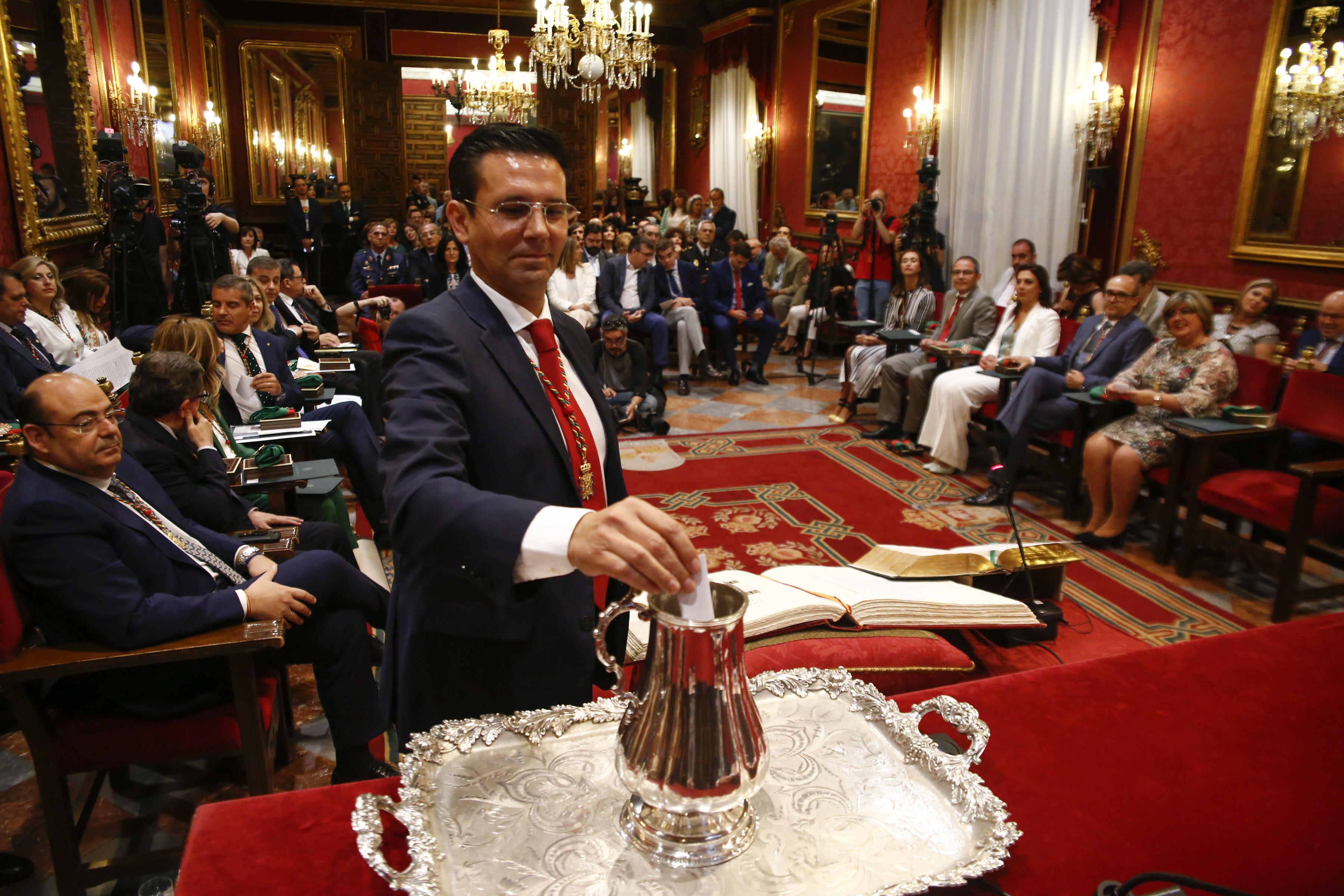 El nuevo alcalde de Granada, Luis Salvador (Ciudadanos). Fuente: Europa Press.