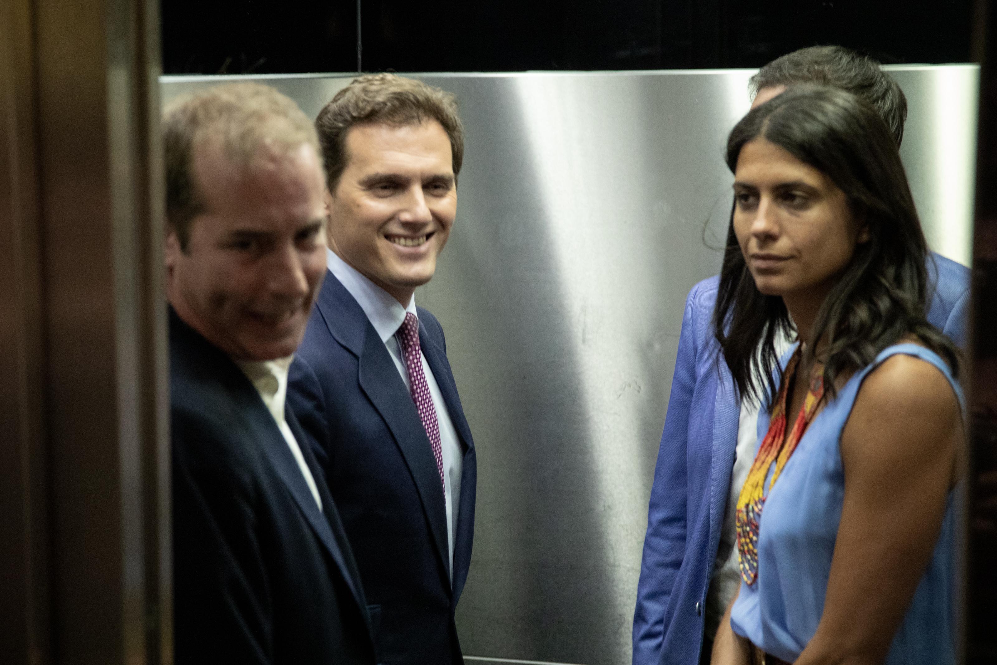 El presidente de Ciudadanos Albert Rivera ofrece una rueda de prensa en el Congreso.