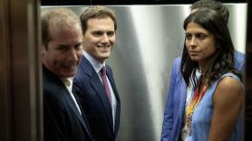 El presidente de Ciudadanos Albert Rivera ofrece una rueda de prensa en el Congreso.