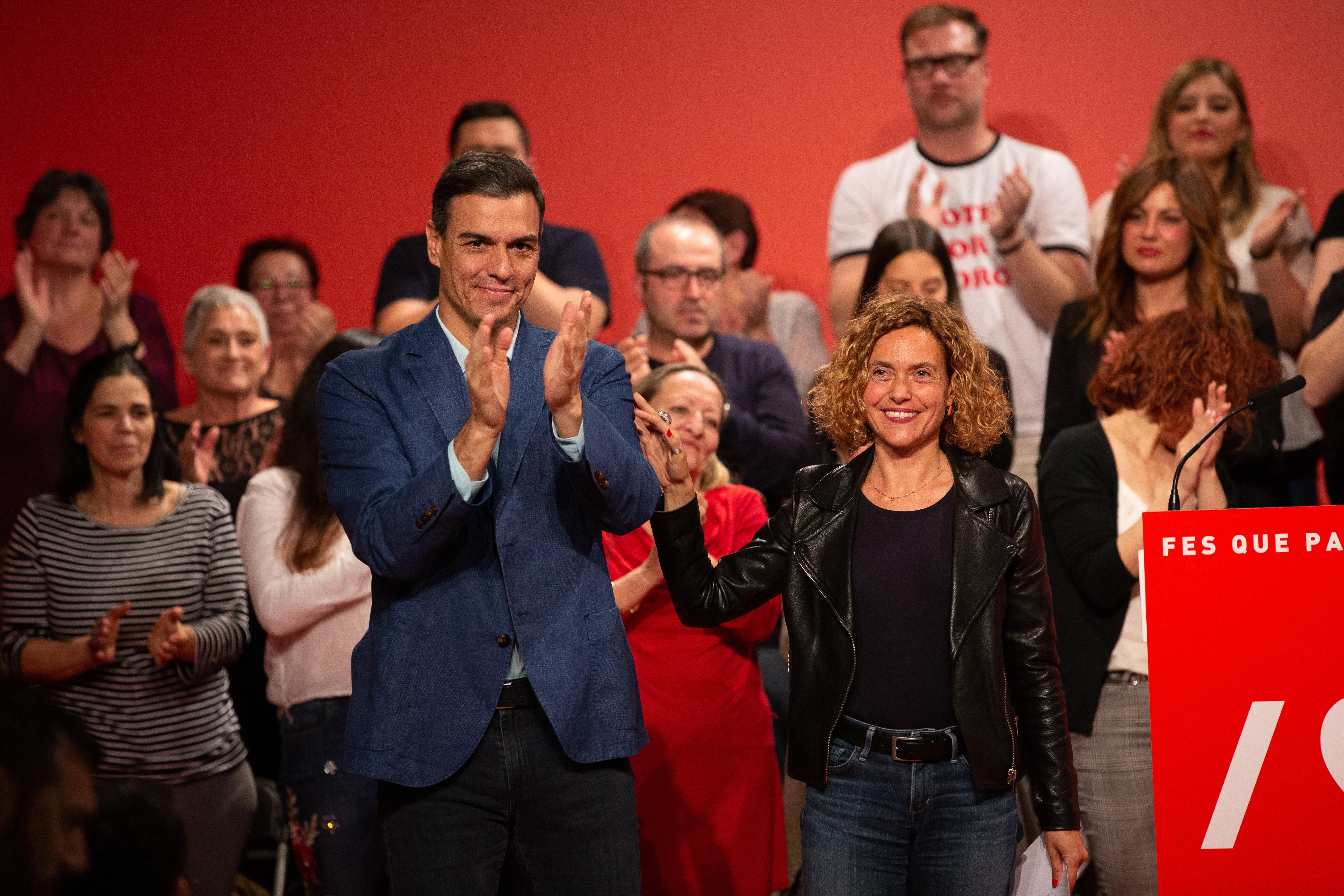 Pedro Sánchez y Meritxell Batet en un mitin del PSC en Badalona. Europa Press/Archivo. 