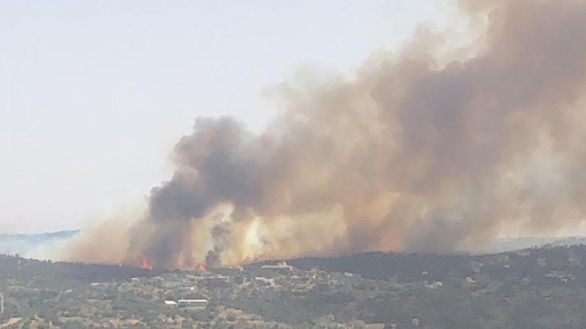 Incendio declarado en Toledo, en la zona de 'La Bastida'. EnCLC