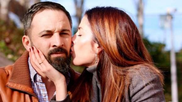 Lidia Bedman y Santiago Abascal