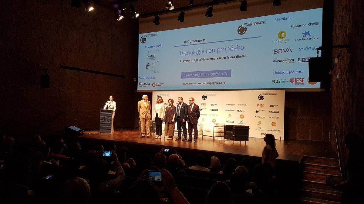 El informe 'Tecnología con Propósito: El impacto social de la empresa en la era digital' se ha presentado este martes en CaixaForum Madrid