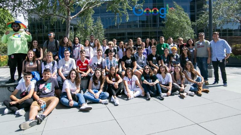 FOTO FAMILIA GOOGLE la Caixa