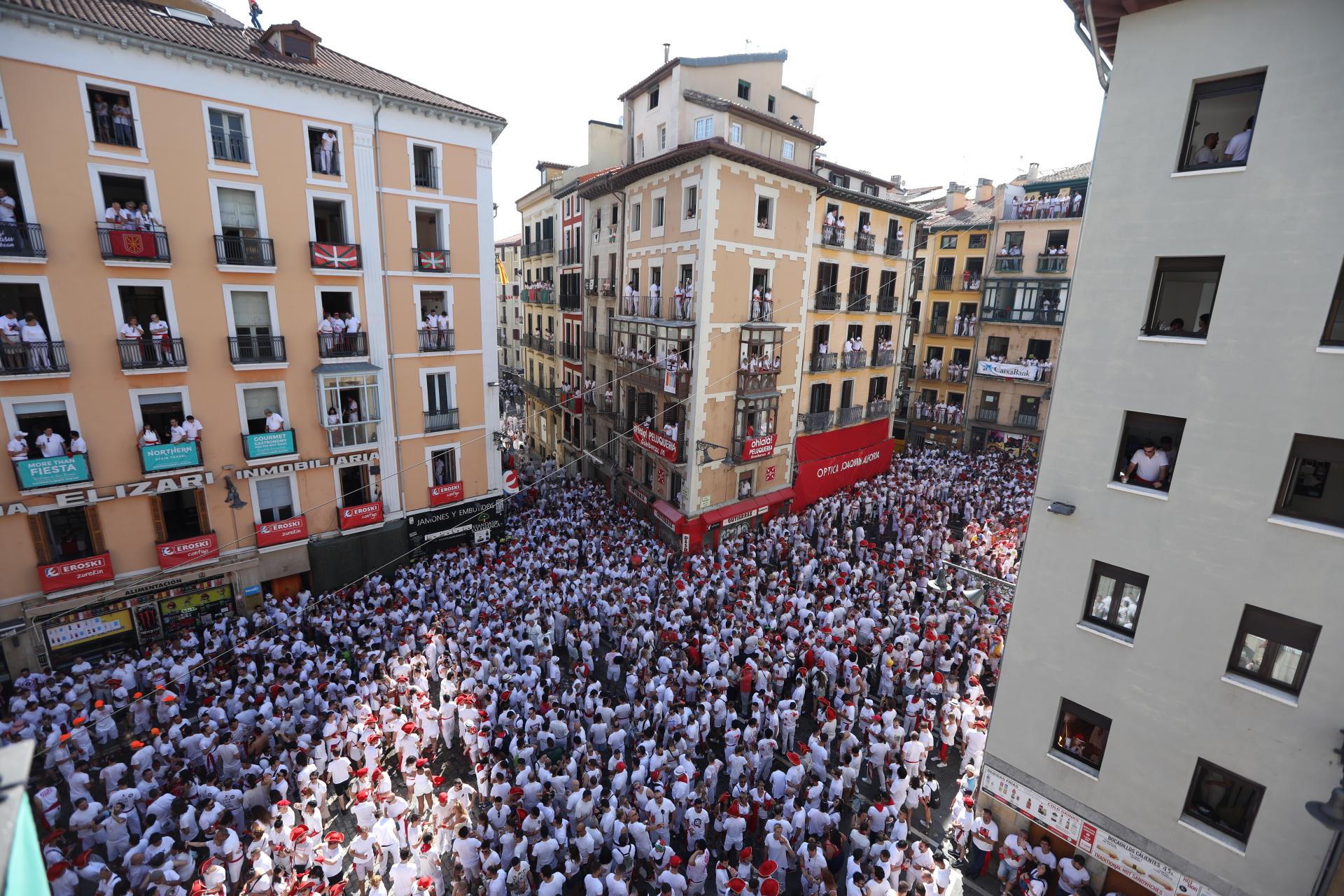 Imagen del Chupinazo que dio inicio a los San Fermines de 2019 en Pamplona (Navarra).