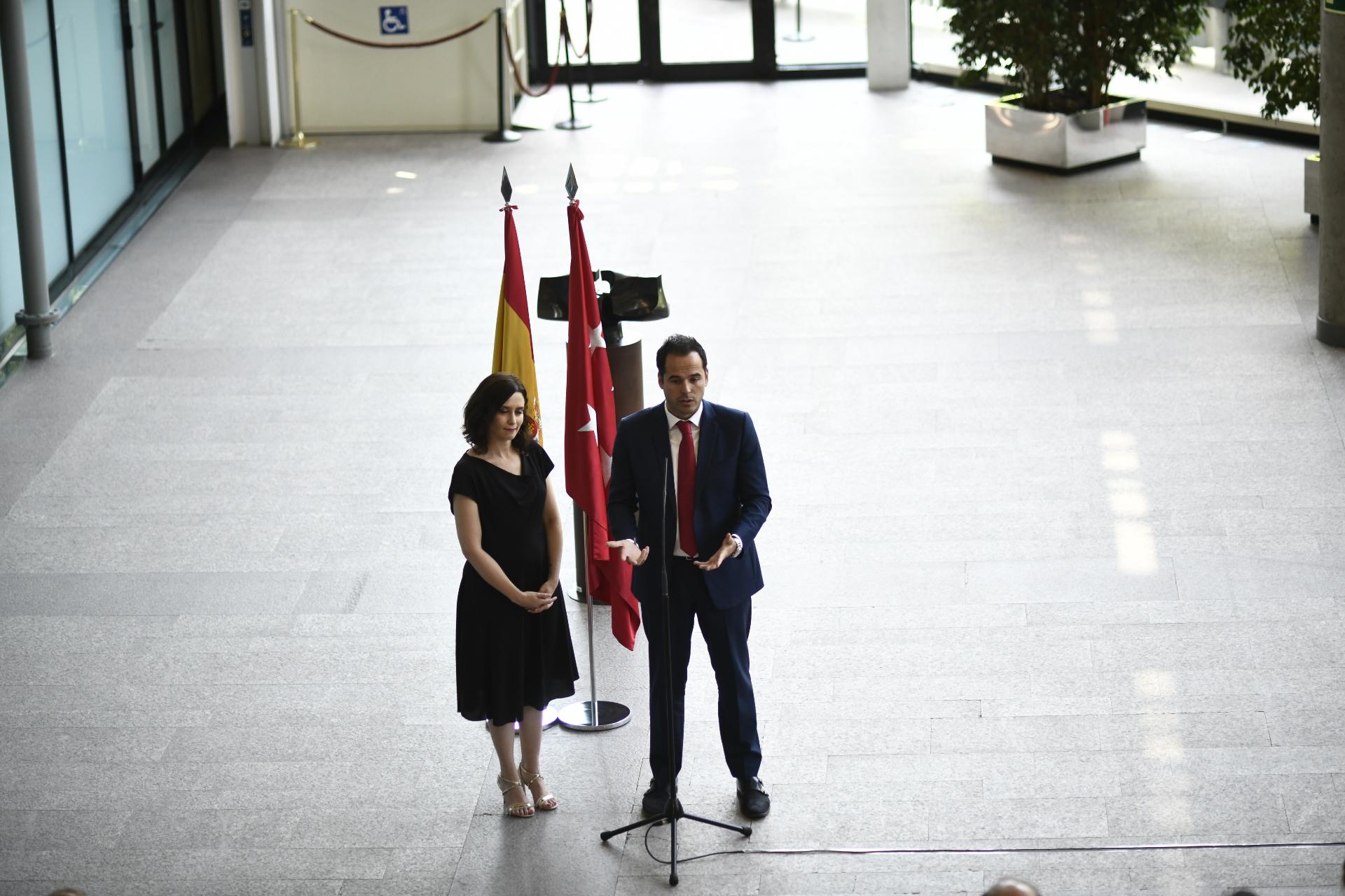 Isabel Díaz Ayuso e Ignacio Aguado durante una rueda de prensa