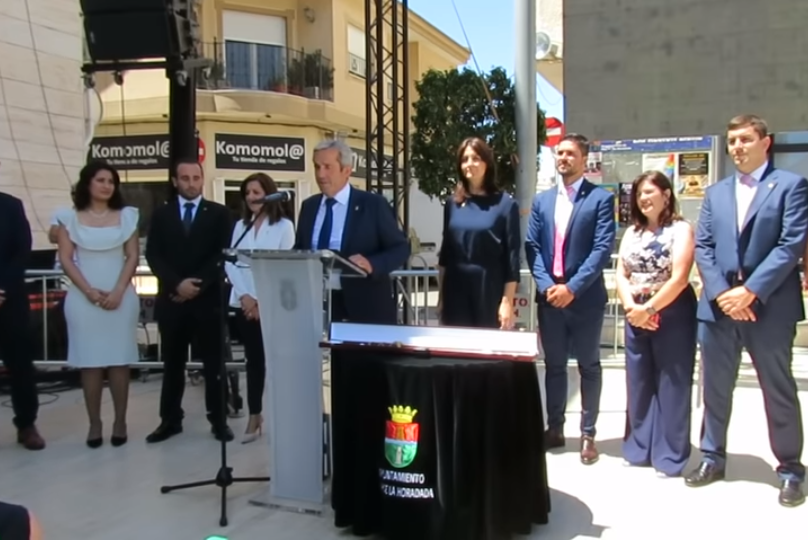 El alcalde de Pilar de la Horadada. El alcalde de Pilar de la Horadada.