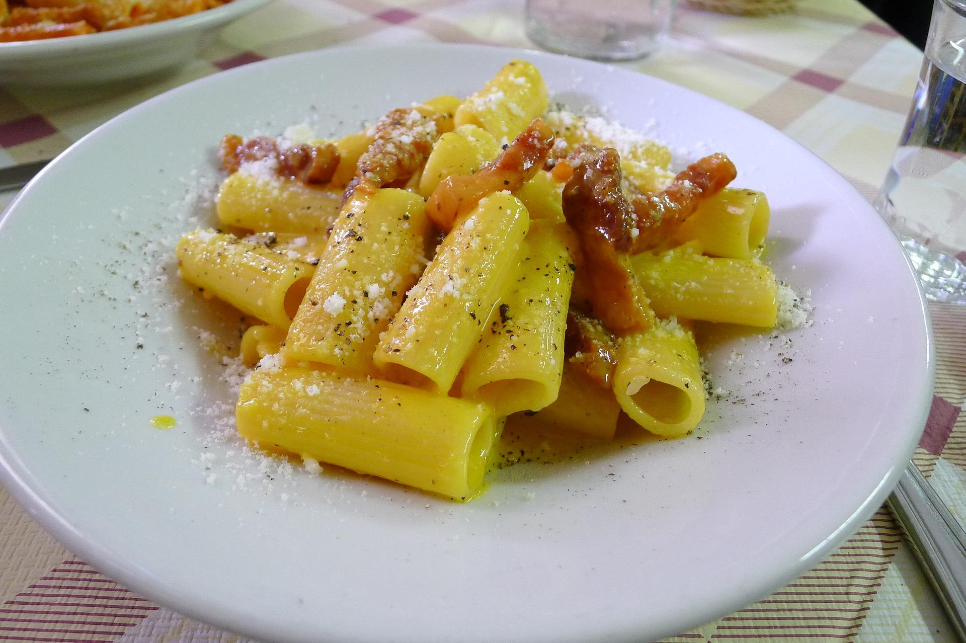 Plato de pasta carbonara (Pixabay)