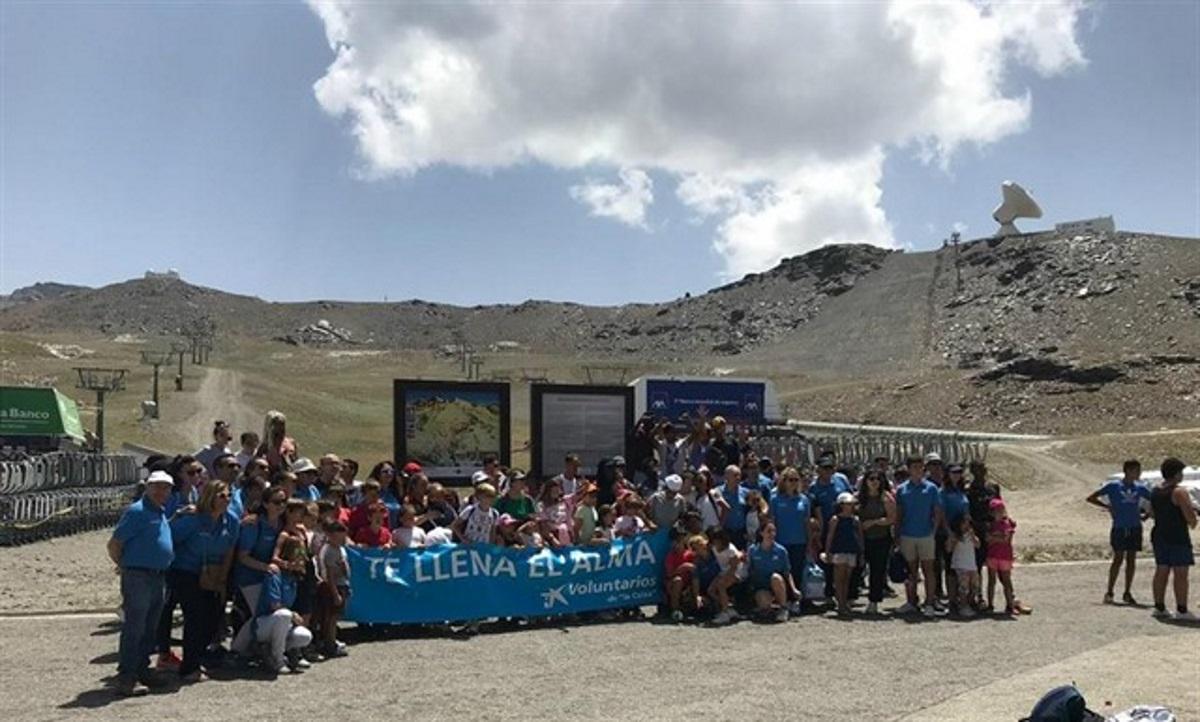 Más de 20 voluntarios de las delegaciones de “la Caixa” en Jaén, Cádiz y Granada han celebrado el día de convivencia 