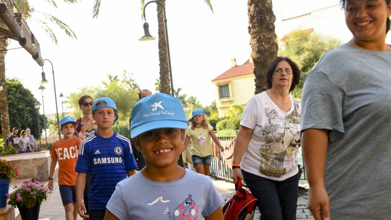 campamentos y actividades saludables de caixaproinfancia en los que participan chicos y chicas en situacion vulnerable