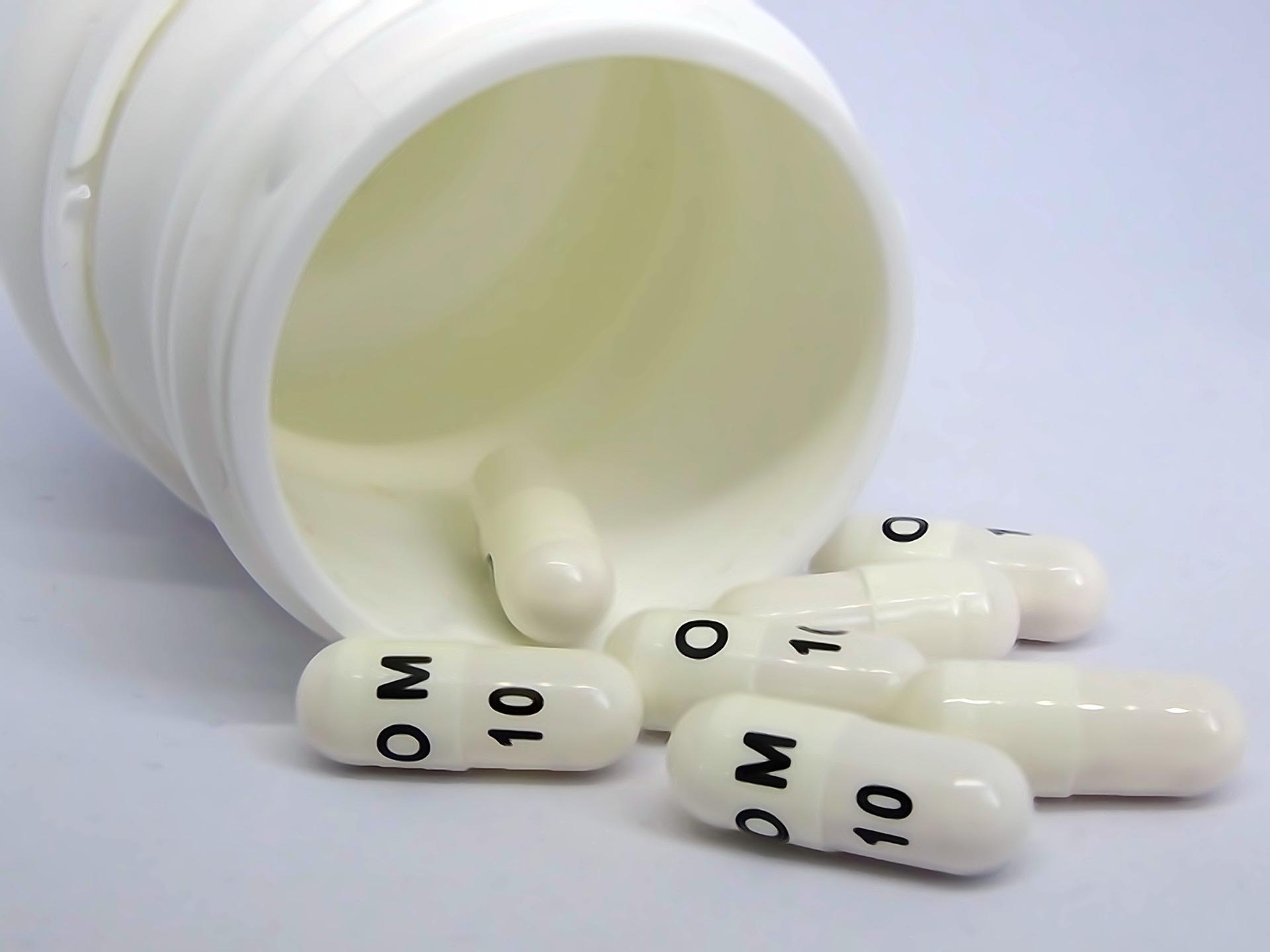 Cápsulas convencionales de omeprazol.