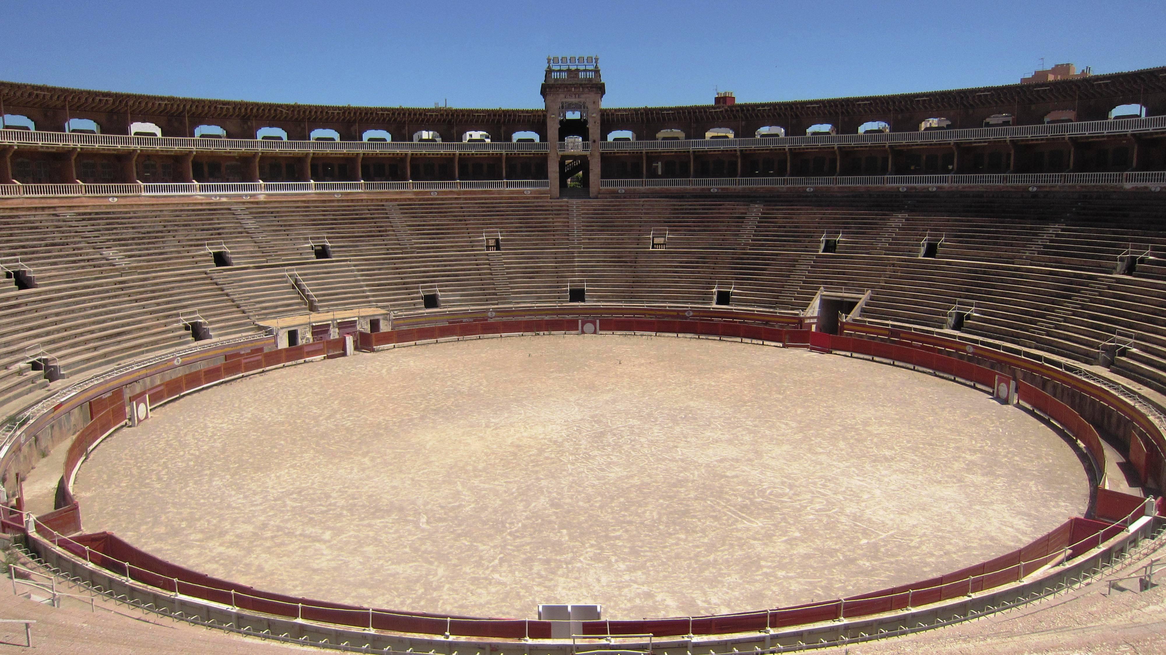 Interior de la plaza de toros de Mallorca