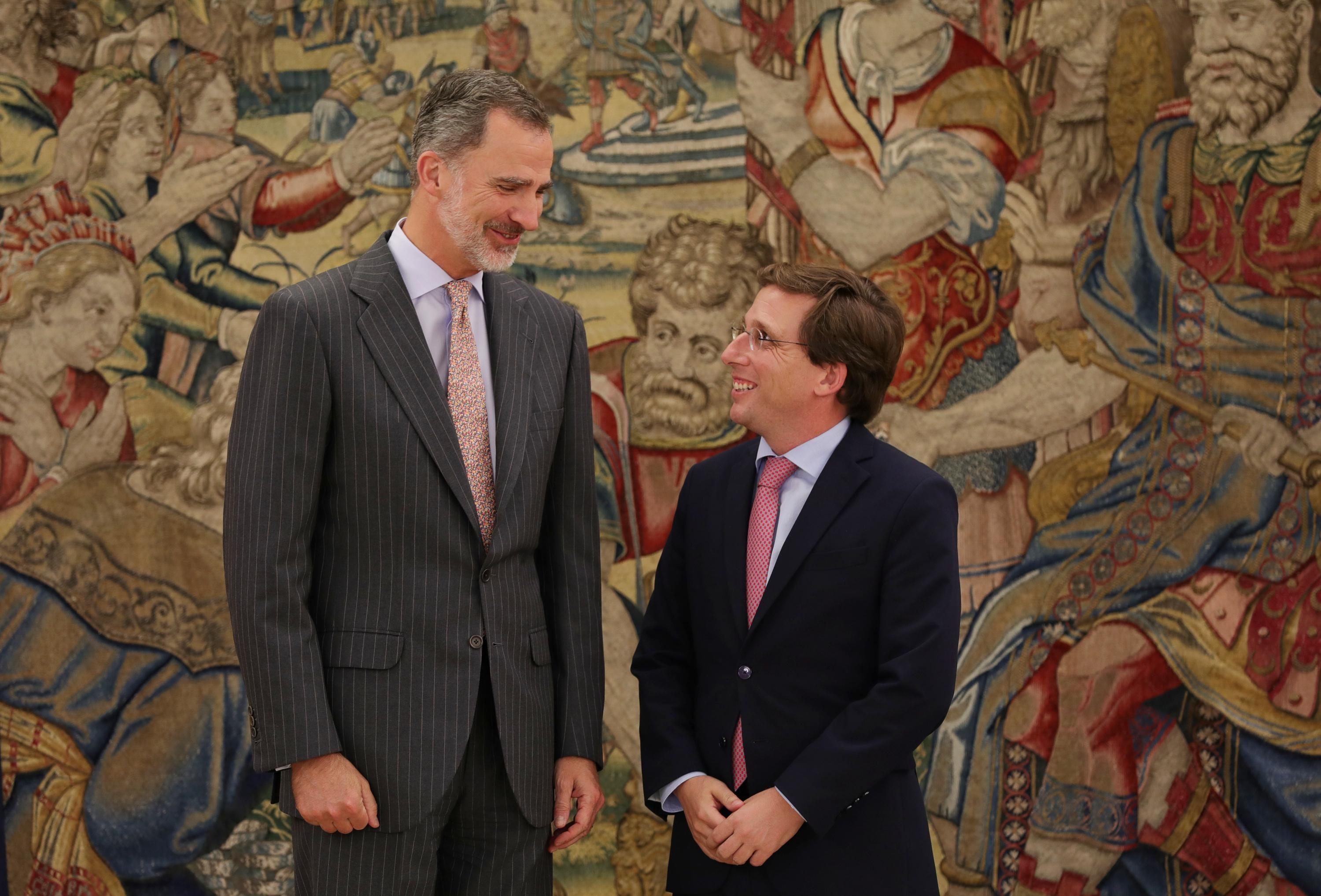 El alcalde de Madrid José Luis Martínez Almeida es recibido en audiencia por SM el Rey Felipe VI en el Palacio de La Zarzuela 