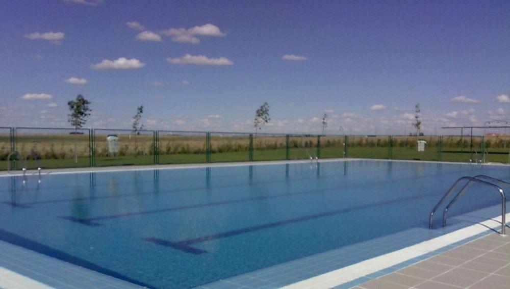Piscina municipal de Fuenteguinaldo. Antena 3