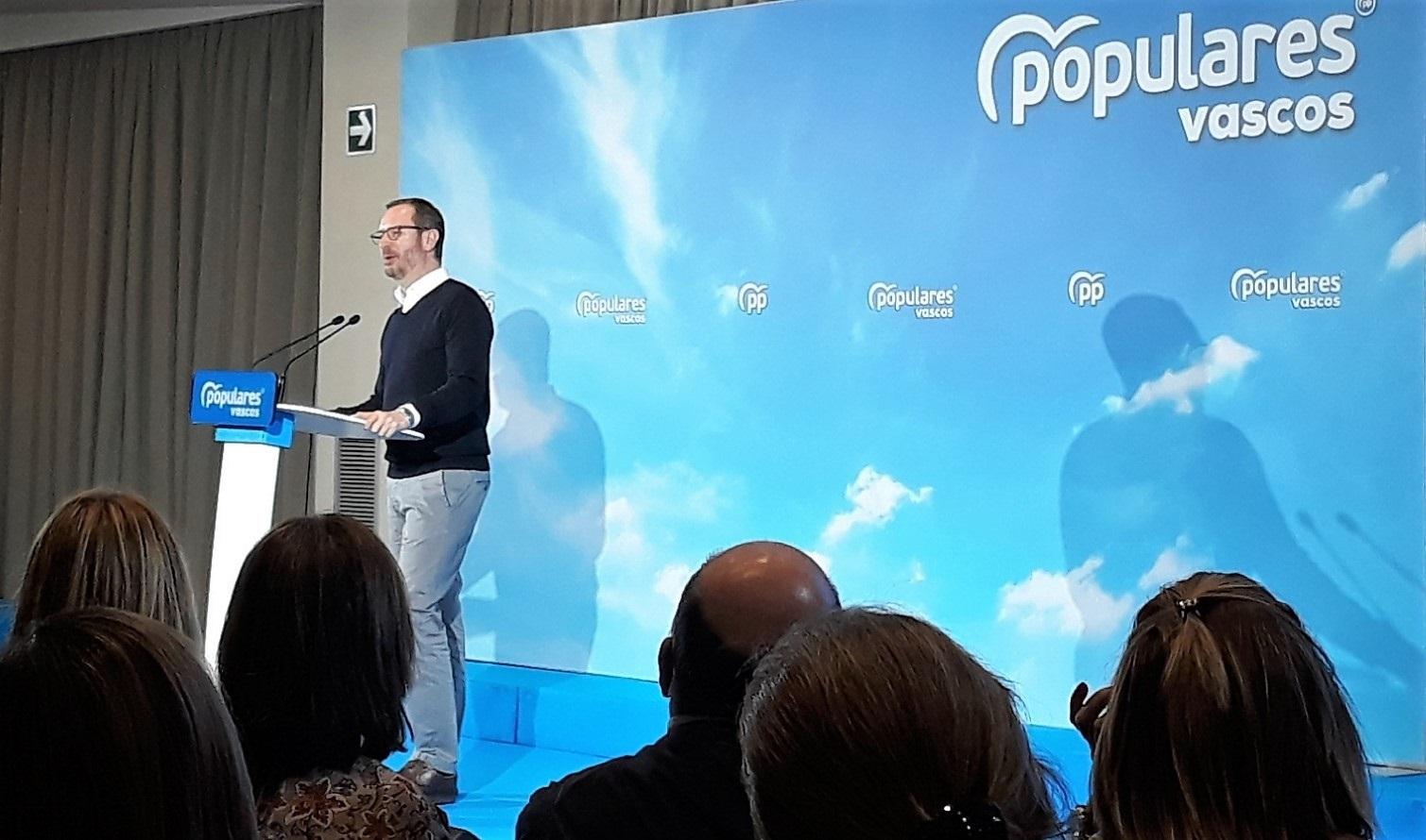 El vicesecretario nacional de Organización del PP Javier Maroto en el cierre de campaña en Vitoria-Europa Press