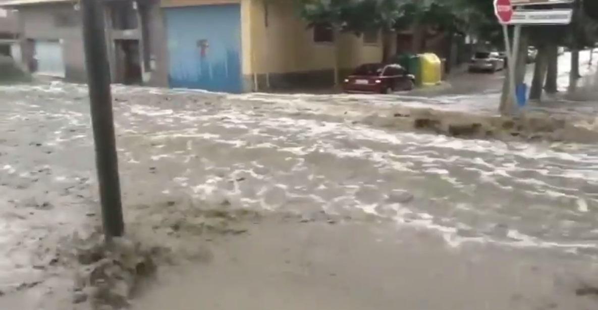 Inundación en Navas del Marqués en Ávila. El Plural
