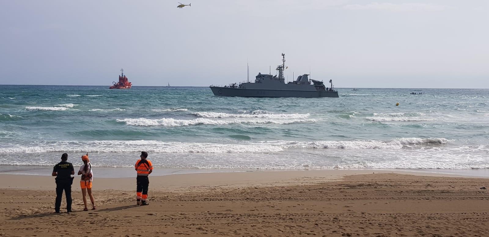 El cazaminas Turia de la Armada que busca los restos del piloto Francisco Marín. EP