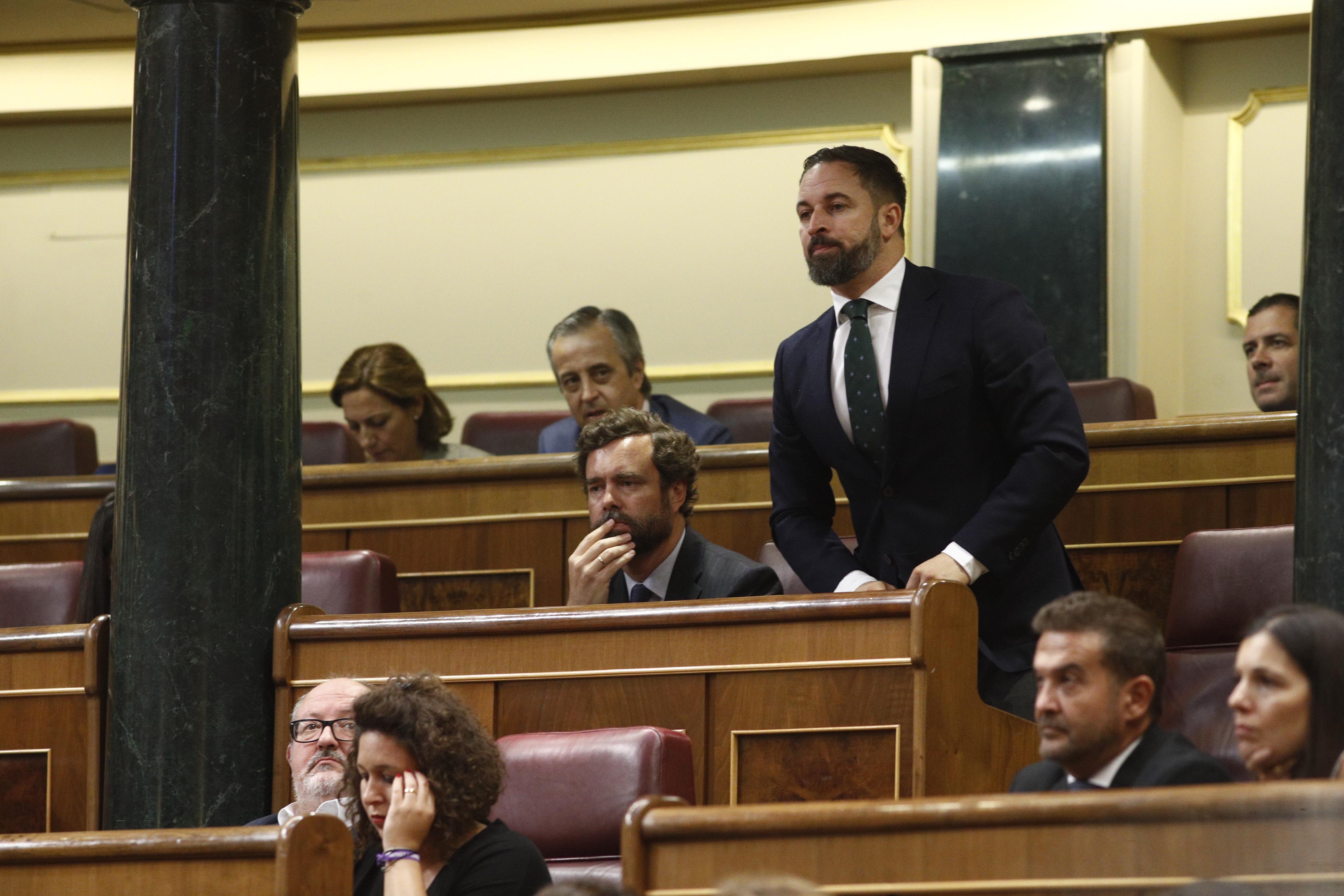 El presidente de Vox, Santiago Abascal, durante la segunda y definitiva votación para su investidura del candidato socialista a la Presidencia del Gobierno.