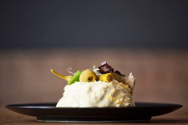 El restaurante Gloria es el primero con un chef con estrella Michelin que se incorpora a Deliveroo