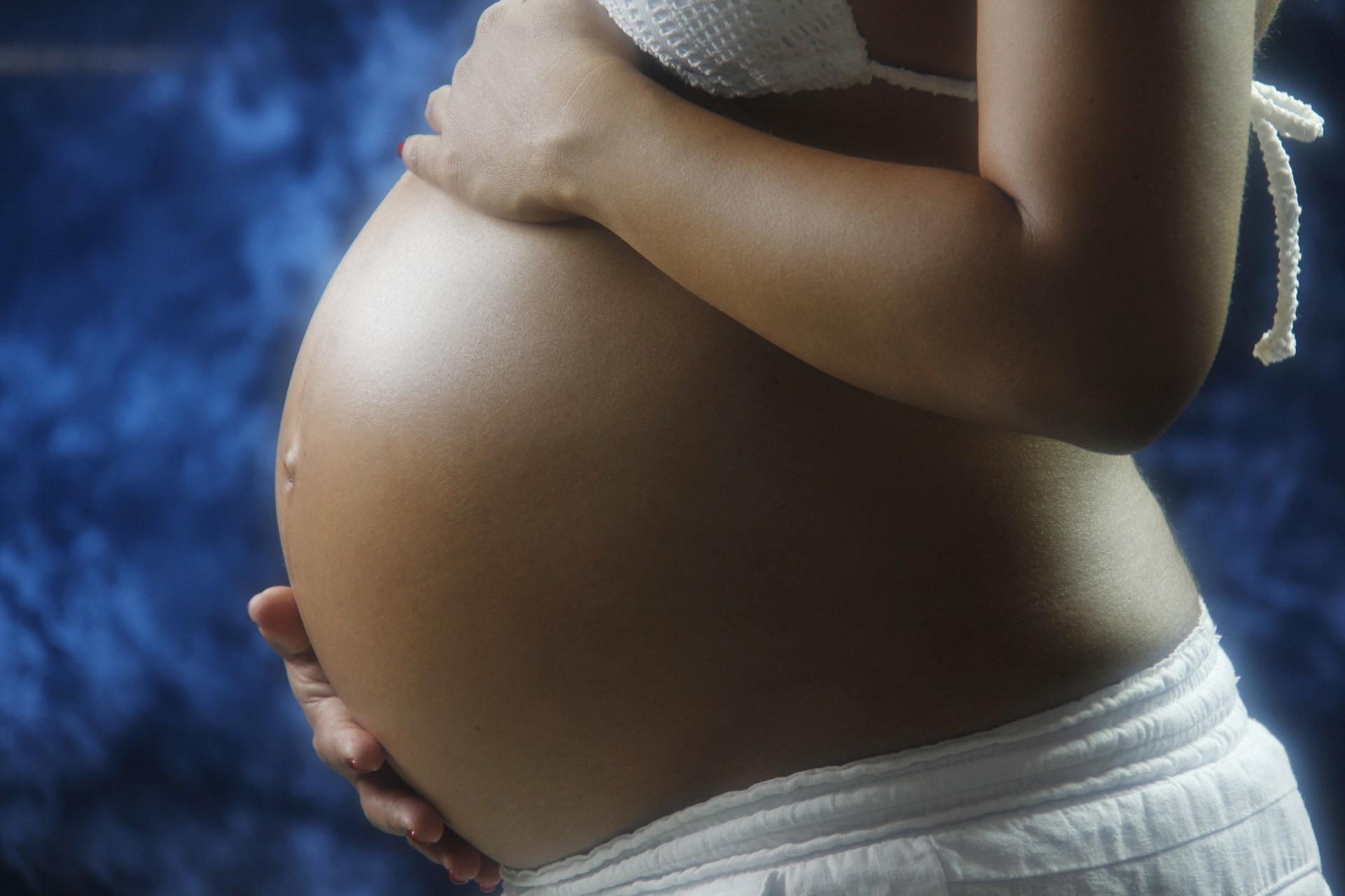 Foto de una mujer embarazada