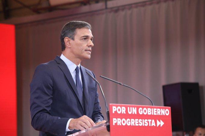 El presidente del Gobierno en funciones y líder del PSOE, Pedro Sánchez, presenta su programa de 370 medidas. PSOE