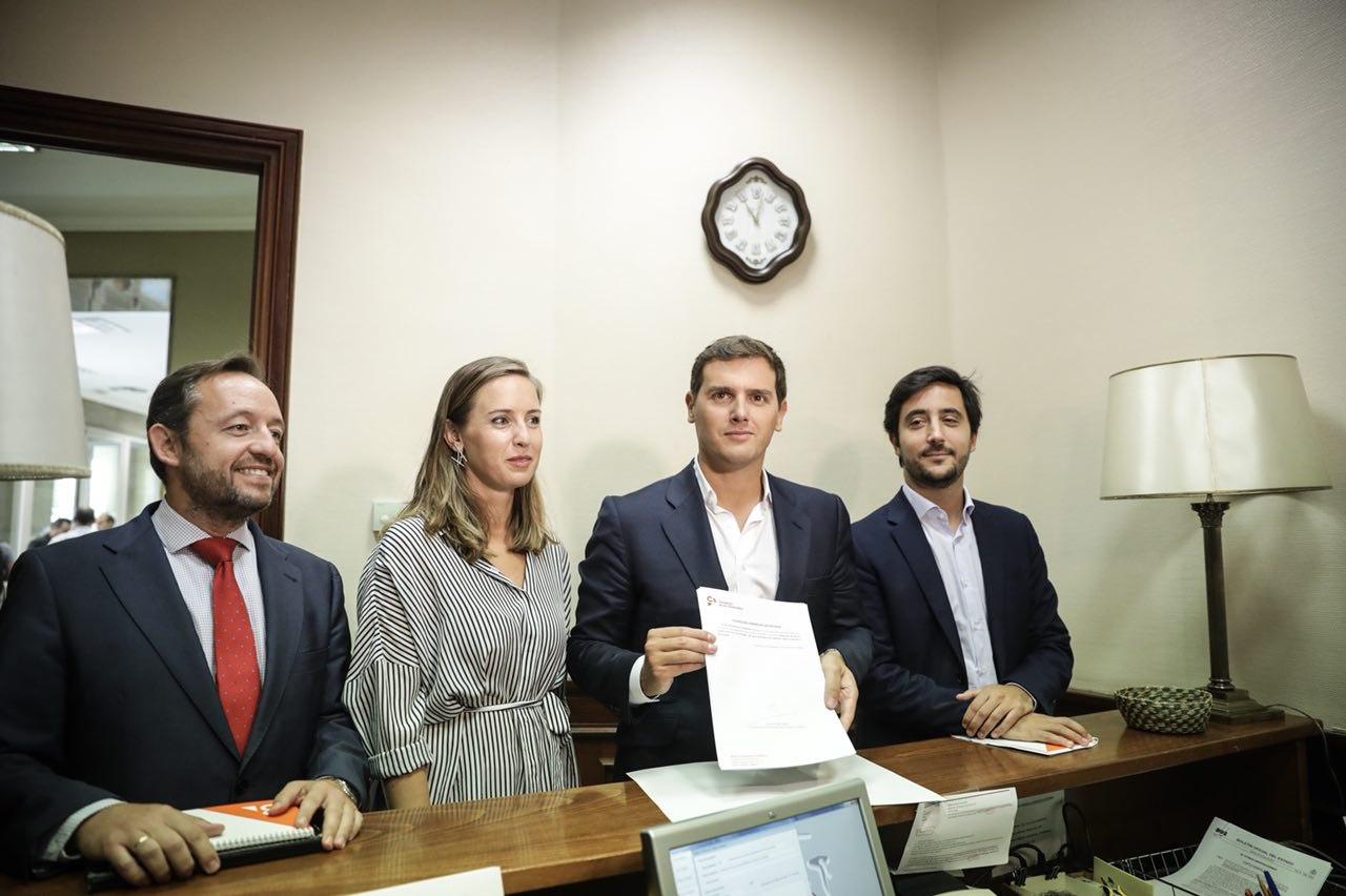 Francisco de la Torre, junto a Melisa Rodríguez, Albert Rivera y Toni Roldán en una imagen de archivo. Flickr Ciudadanos. 