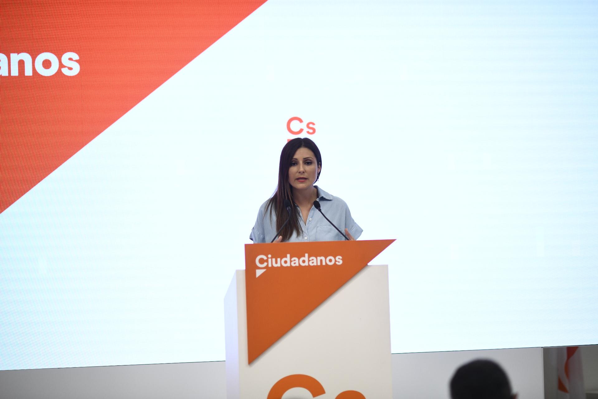La portavoz nacional de Ciudadanos Lorena Roldán en rueda de prensa tras una reunión del Comité Permanente de su partido 