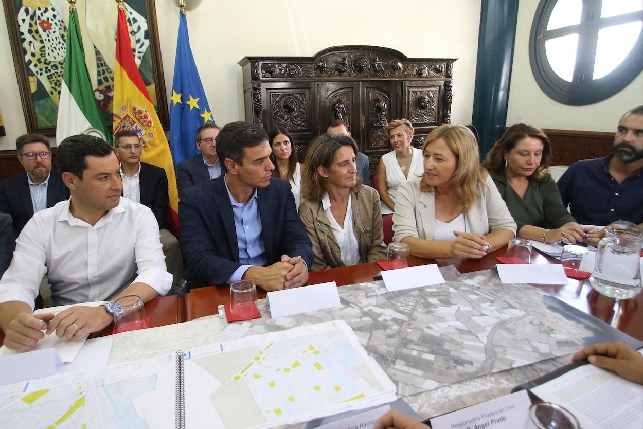 Juanma Moreno y Pedro Sánchez, hoy en la reunión mantenida en Mijas. RAFAEL GONZÁLEZ/EP