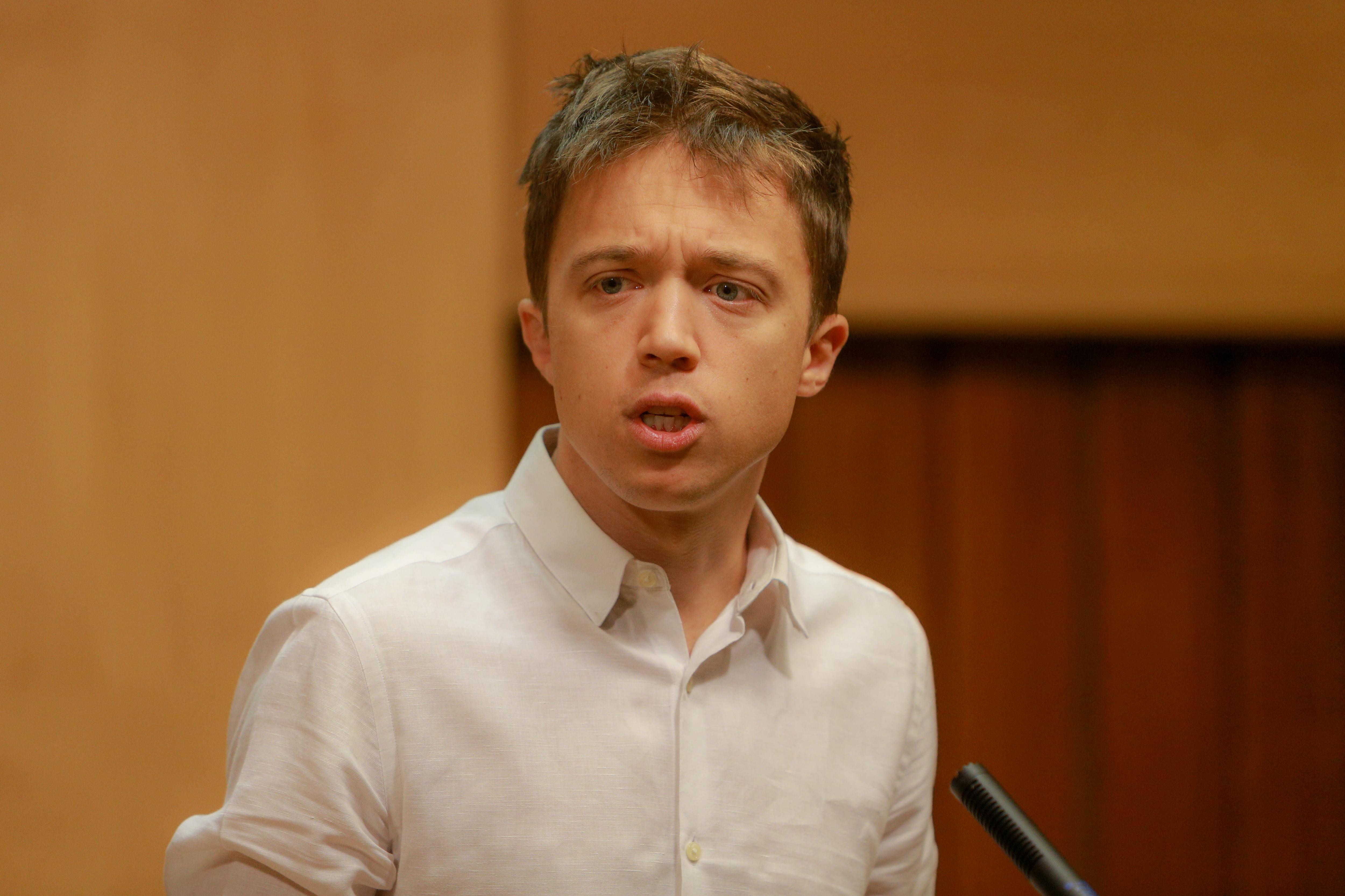 El portavoz de Más Madrid en la Asamblea de Madrid Íñigo Errejón ofrece declaraciones a los medios de comunicación. EP