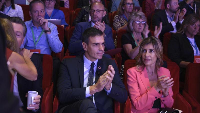 Pedro Sánchez junto a su mujer en la Cumbre del Clima. La Moncloa