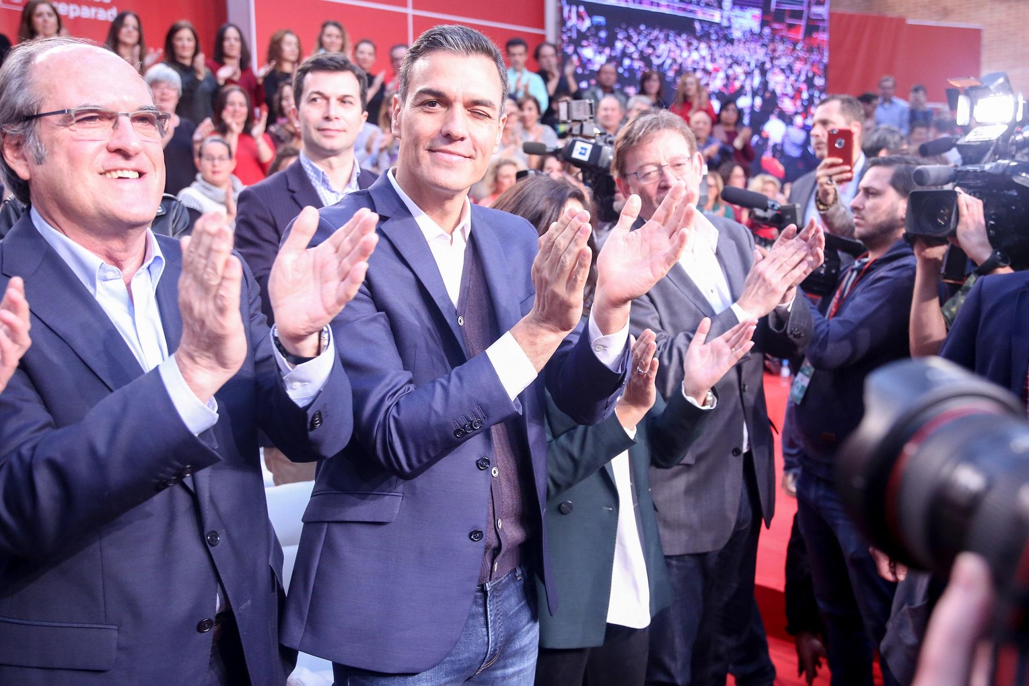El presidente del Gobierno Pedro Sánchez en el Comité Federal y posterior acto de presentación de las candidaturas autonómicas del PSOE en Fuenlabrada (Madrid)