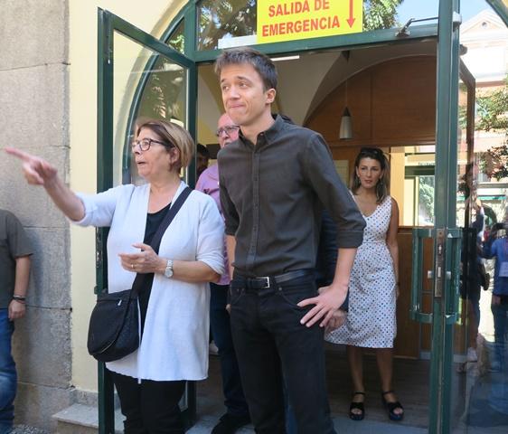 Iñigo Errejón junto a Inés Sabanés