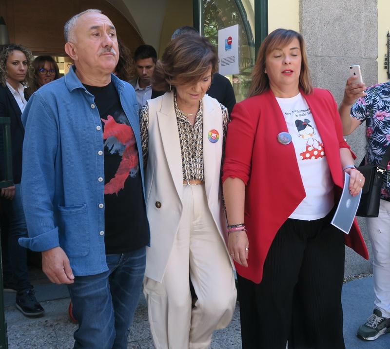 Carmen Calvo junto al Secretario General de UGT