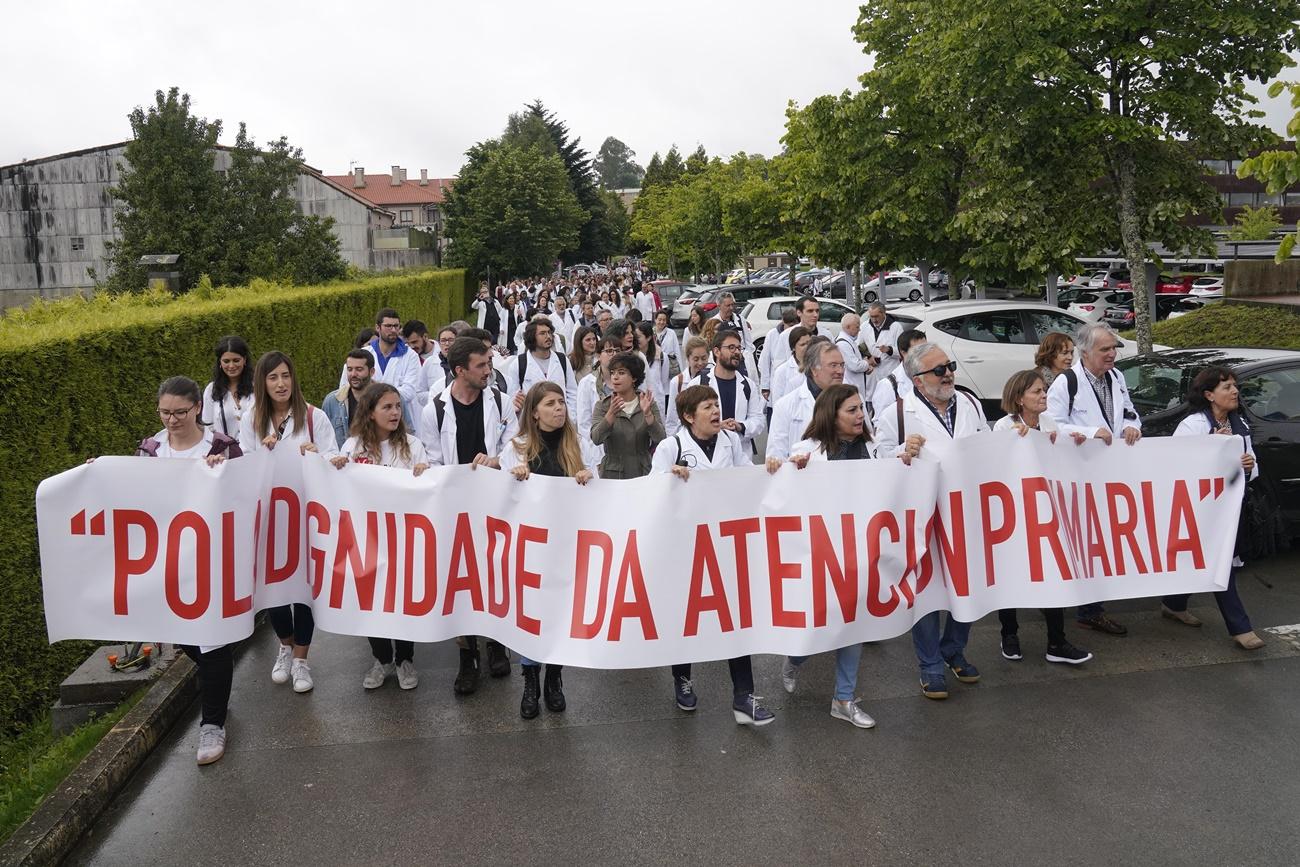 Manifestación en Galicia en defensa de  la Atención Primaria. 