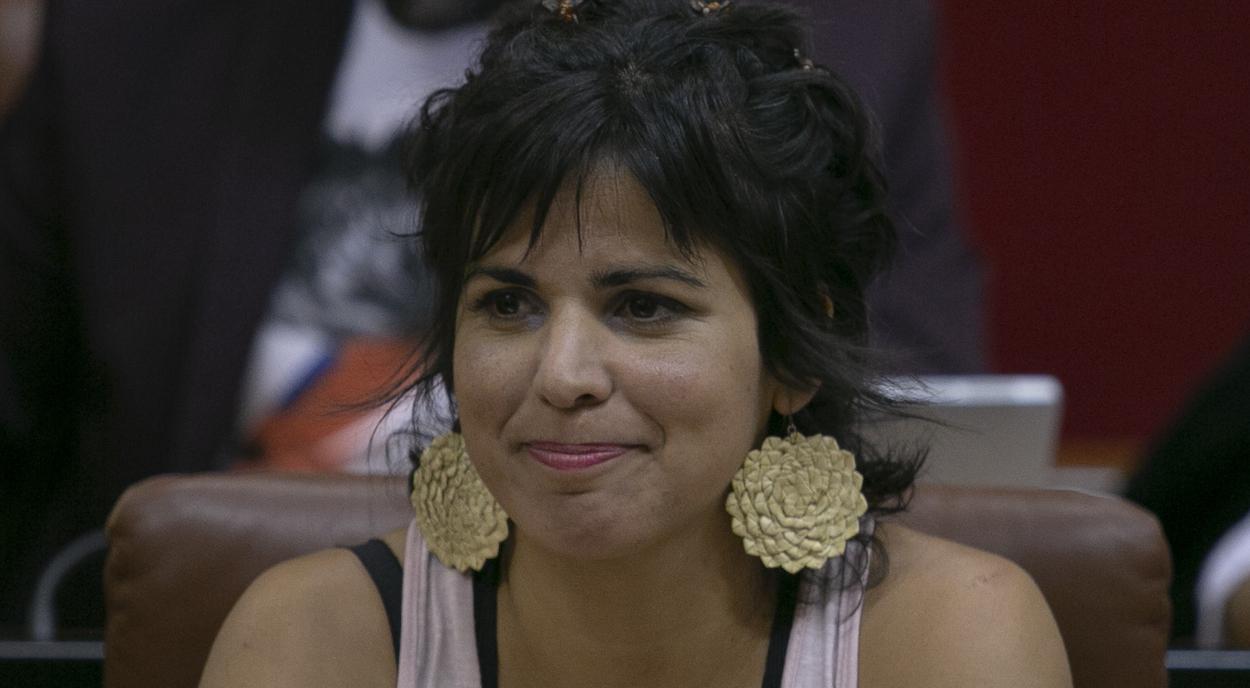 Teresa Rodríguez, en el Parlamento andaluz. MARÍA JOSÉ LÓPEZ/EP